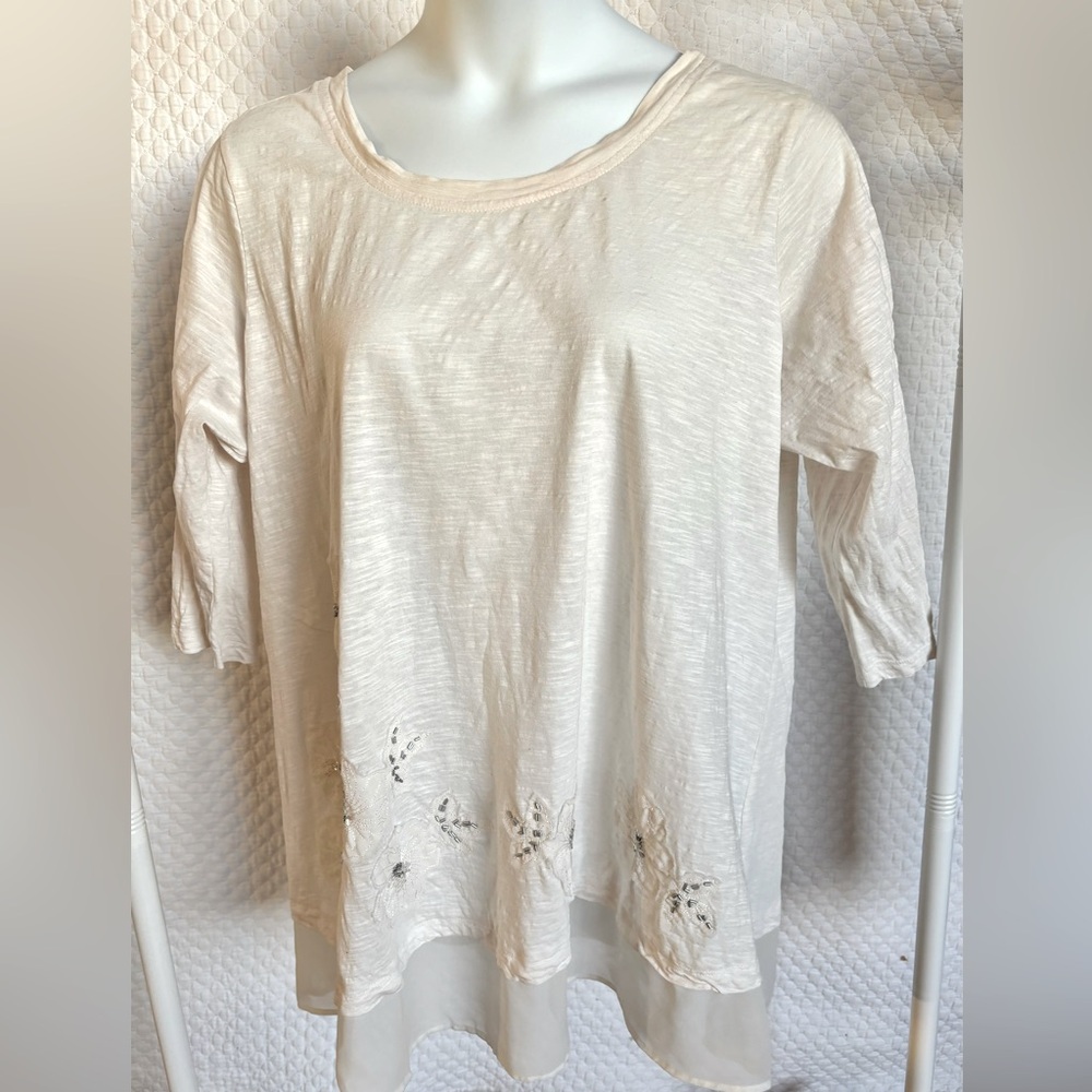 LOGO by Lori Goldstein Cream Top with Embroidered Flowers 2X
